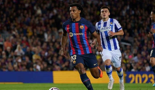 西媒：法国后卫孔德今年夏天可能离开巴萨