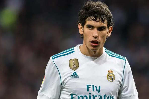 官方:皇马后卫巴列霍租借到格拉纳达一个赛季