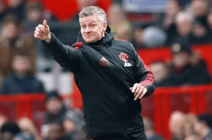 曼联登顶！索帅：周一要战胜利物浦！英媒：曼联客场不败！