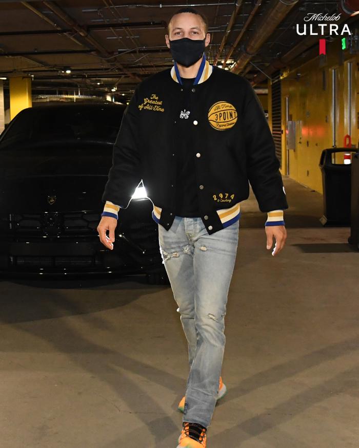 库里超越哈登破纪录，6919次现役第一！仅次于雷阿伦成历史第二人