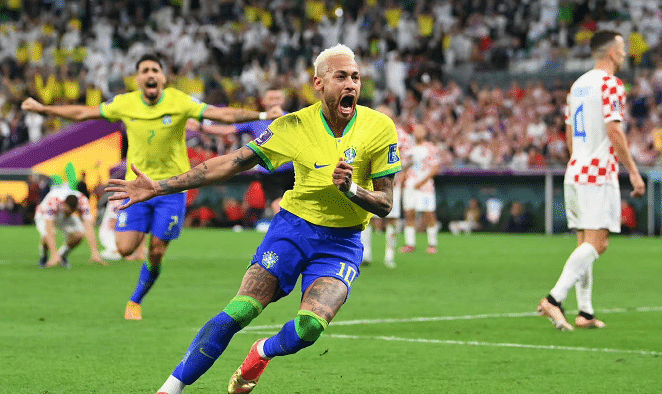 巴西队回国！战克罗地亚太轻敌，宫磊解读：大胜韩国产生错觉