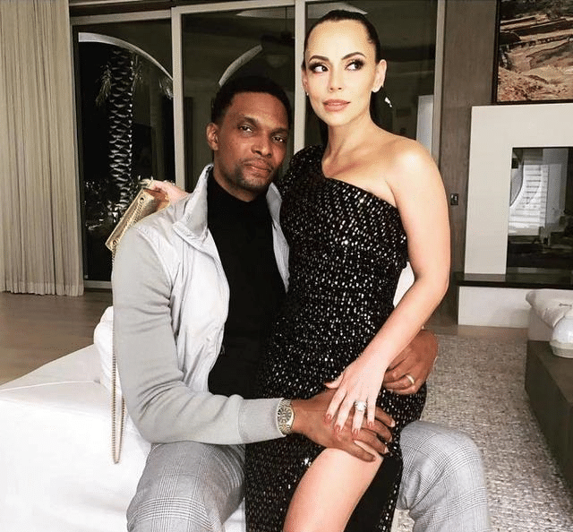 和詹姆斯同岁，为何退役后的波什看起来反而苍老许多呢？