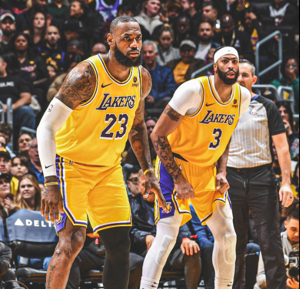 詹姆斯预计带伤出战39岁生日夜 一神迹突破6万大关独享历史第一