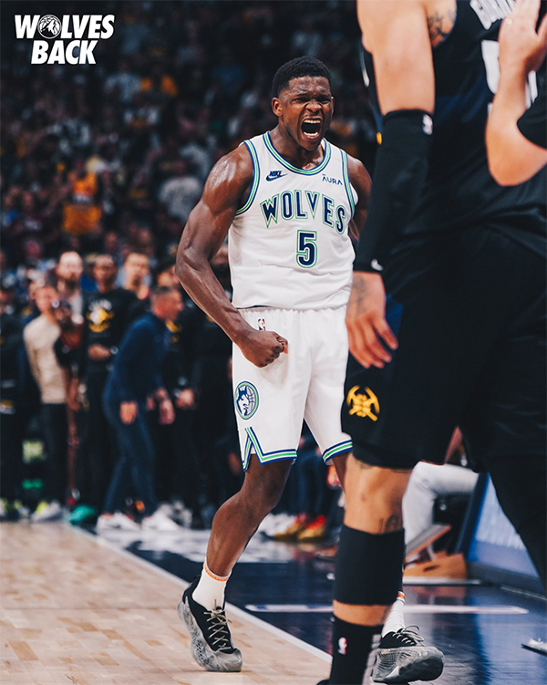 森林狼时隔20年再进西决 华子领衔狂欢