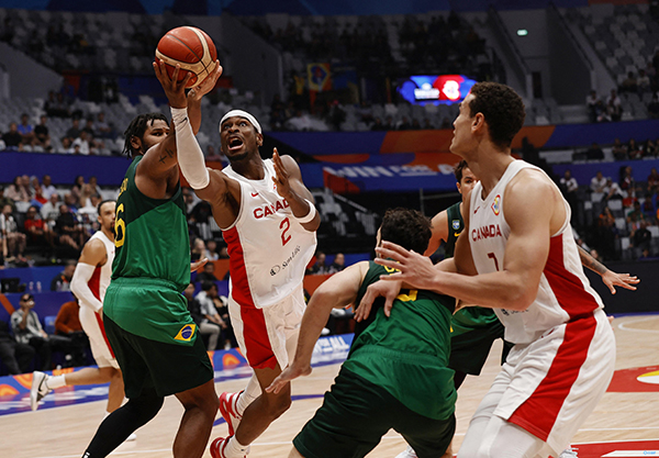 巴西69-65险胜加拿大 卡波克洛19+13 亚历山大23分