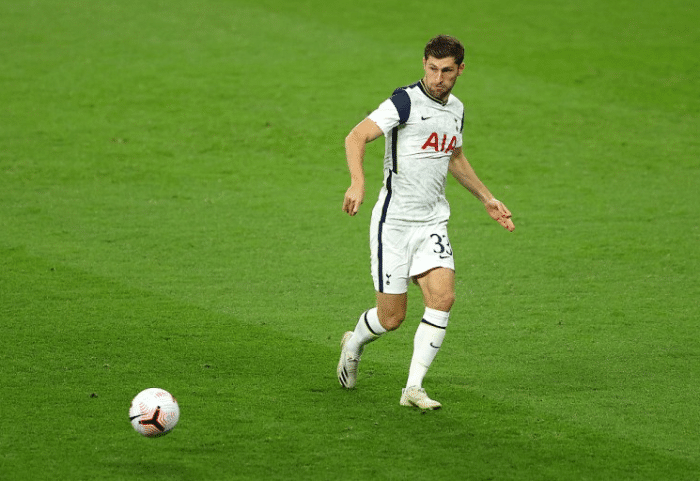 热刺大将带伤踢完比赛！穆帅发推：他是一个真正的男子汉！