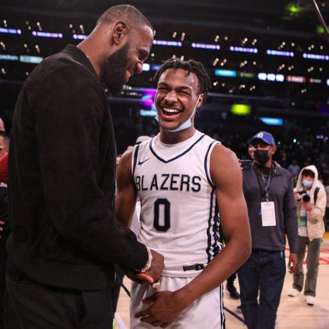 布朗尼顺位因詹皇飙升？全美热搜第一！雷霆手握4个首轮或成赢家