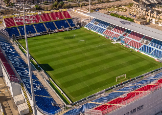 意甲卡利亚里场馆-撒丁岛竞技场