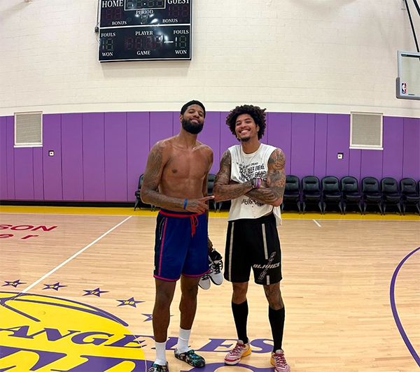 乔治联手乌布雷！76 人双星训练照曝光，新赛季剑指冠军