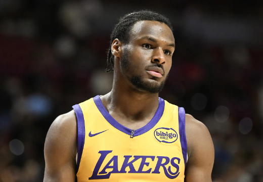 湖人胜雄鹿，新秀布朗尼表现不佳，2K25 评分与预期差距大