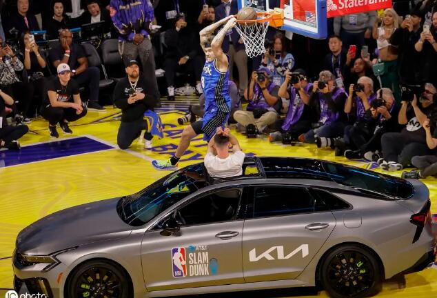 2025NBA全明星扣篮大赛：麦克朗满分夺冠 飞跃汽车一扣封神