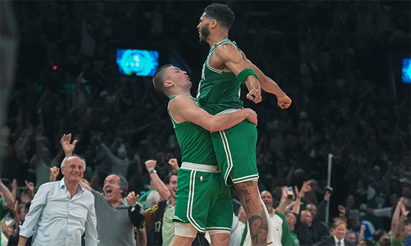 凯尔特人4-1独行侠 斩获队史第18座NBA总冠军