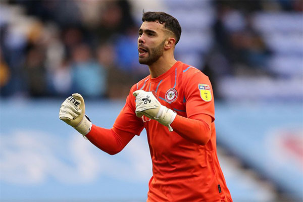 晚旗报:阿森纳和拉亚已经达成个人条款 球员愿意加盟