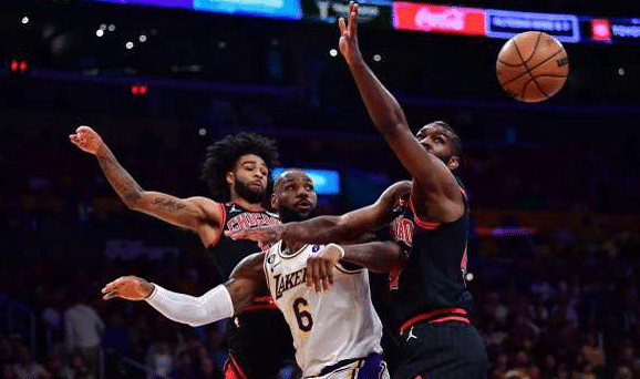 湖人能否晋级附加赛？詹姆斯复出吞败仗 赛程一览：难度不小