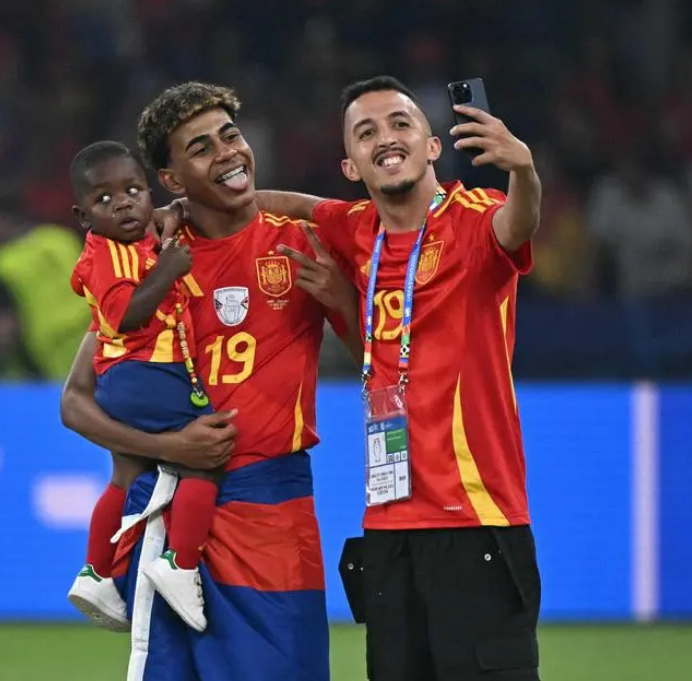 西班牙捧杯 亚马尔小插曲成焦点