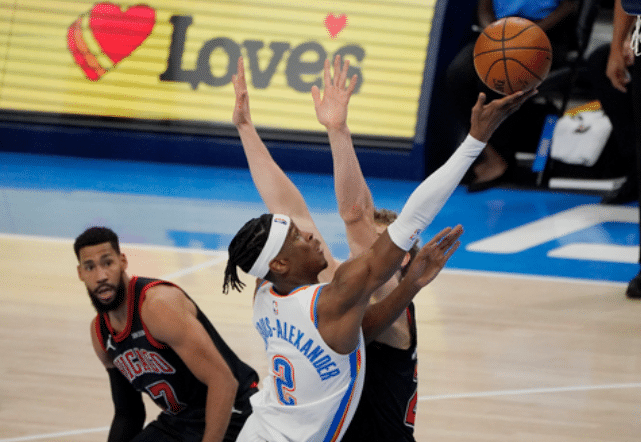 22分逆转！NBA疯狂一战：3人创里程碑，2930胜1负纪录跪了