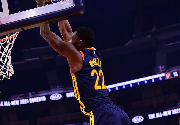 6前场板+3盖帽，正负值+22！昔日状元蜕变，勇士豪赌赚了