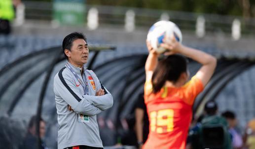 北青：女足16年换14任主帅，动荡让球队受影响