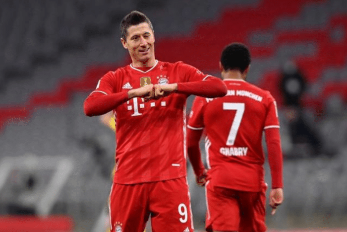 莱万将获进球？《法国足球》欲补发2020年度金球奖！