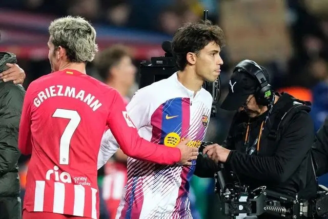 世体：巴萨希望效仿马竞买断格列兹曼的方式签下菲利克斯