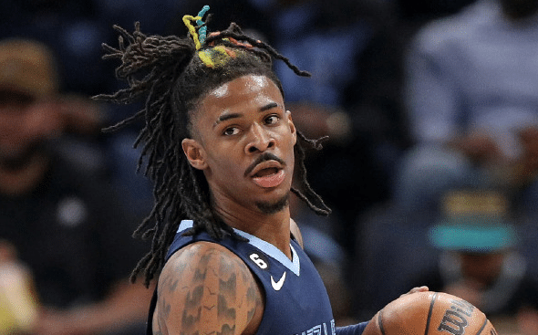 湖人迎大考！莫兰特正式复出，遭球迷疯狂调侃，詹眉捍卫主场