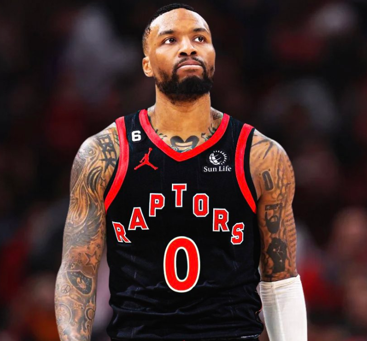 美媒列利拉德1换6交易方案：加盟猛龙联手西卡 巴恩斯等加盟开拓者