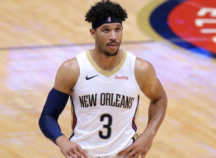 拇指韧带撕裂！湖人旧将惨遭重伤，提前赛季报销？名记：预计伤停7周