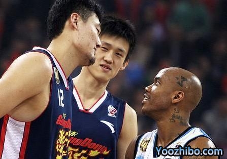 广东男篮为何27年从未缺席季后赛？还剩1年合同，看苏伟举动就懂了