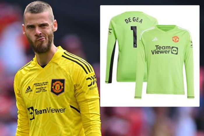 曼联转会费不足原因曝光！4500万求购奥纳纳受阻，仍卖德赫亚球衣