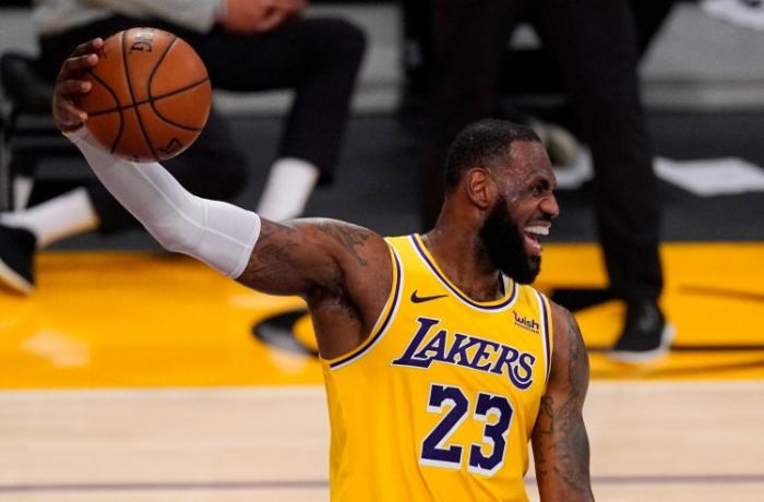 重磅！安东尼曾做出一决定！11年了啊！他本该联手詹姆斯冲冠