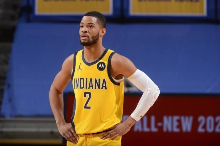 考辛斯重返NBA赛场可喜可贺！独行侠掘金活塞完成三人交易签约