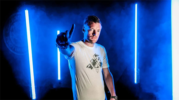 37岁瓦尔迪续约莱斯特城1年 传奇继续征战英超