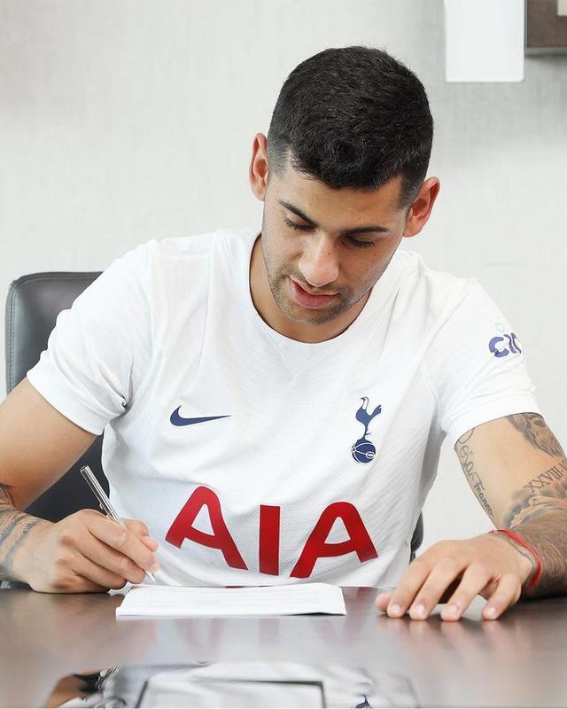 官方：阿根廷中卫克里斯蒂安-罗梅罗加盟热刺