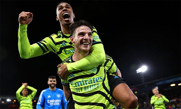 众生相！赖斯读秒绝杀，阿森纳卢顿悲喜两重天，英超排名更新