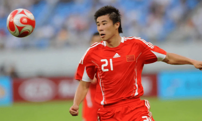 天才球员因伤没落！他比留洋曼联的董方卓更可惜，几次重伤没退役