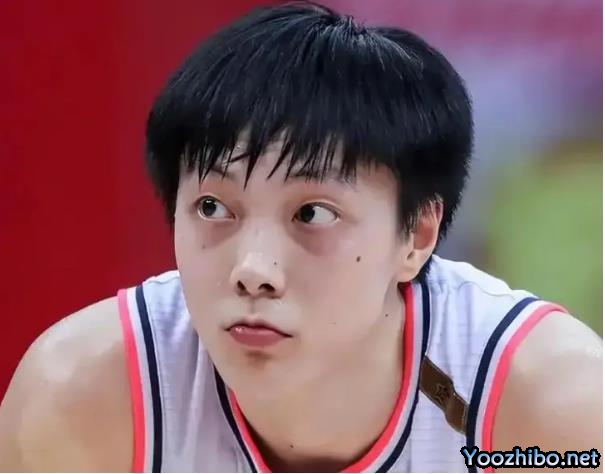 胡明轩告别广东，26岁挑起重任，杜锋寄予厚望