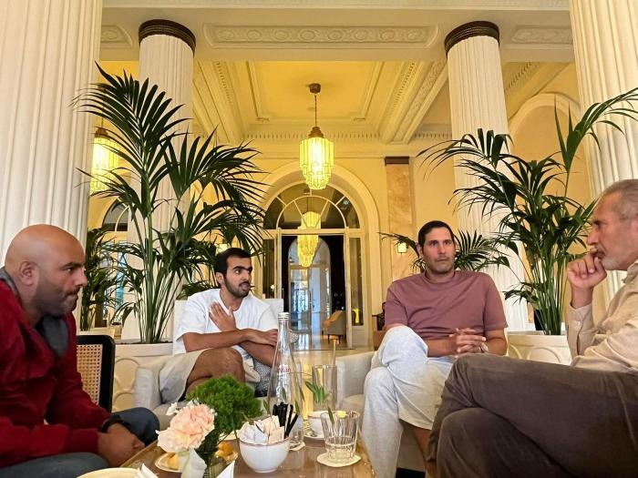 格雷泽不给卡塔尔独家收购权！滕哈格恐买不起奥纳纳，或留德赫亚