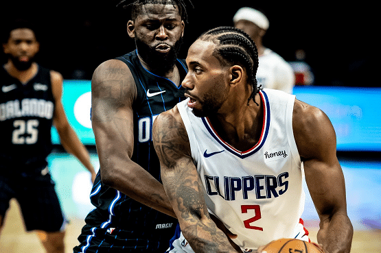 耻辱！快船惨遭弱旅一波流逆转，莱昂纳德关键失误+浪投要背锅