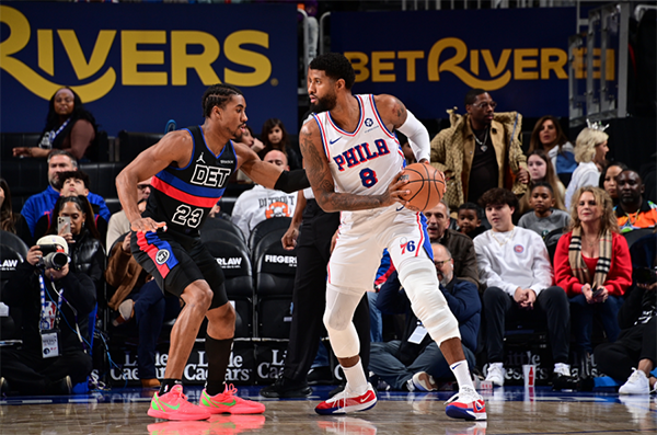 76人主场第二胜！乔治复出11+8+5，虽12中4但正负值高达+30终结连败之旅