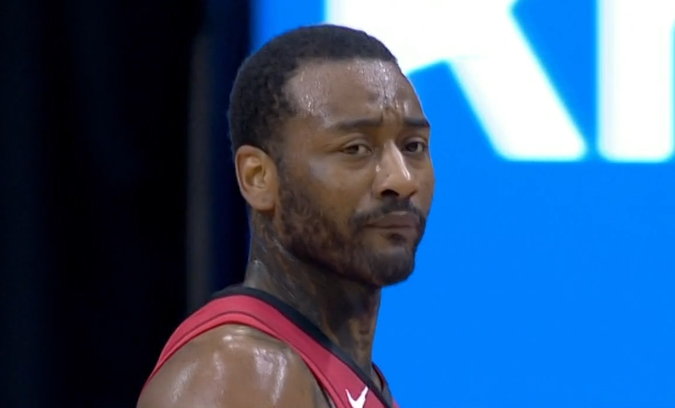 沃尔：最重要的事就是努力打球 活塞每个五五开的球都会去拼抢