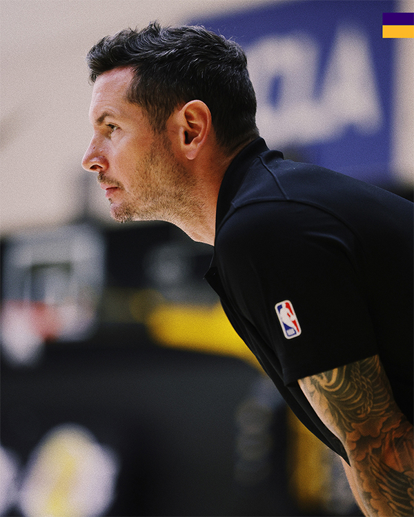 湖人新帅雷迪克带队备战，球员全力投入训练