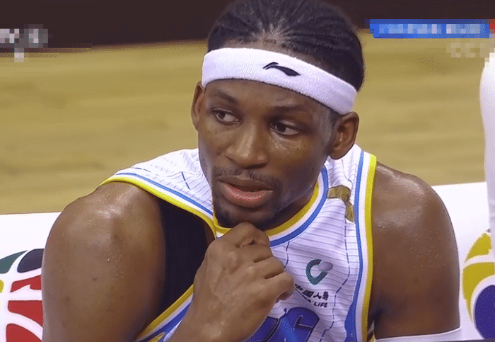 胡金秋31分14板，广厦送北京惨败，方硕14中4刘晓宇7中0