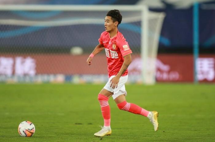 高拉特&艾克森破门韦世豪建功 广州队4-0陕西