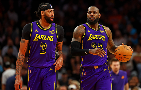 NBA伤情速递：詹皇染病、小卡定归期，热火官宣巴特勒动态