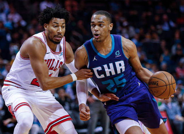 唏嘘！16+5悍将恐被迫离队，4年8千万彻底泡汤，或只能拿800万