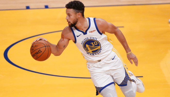 意外冲上热搜！乔治13中9又成背景帝！惨遭库里三分戏耍