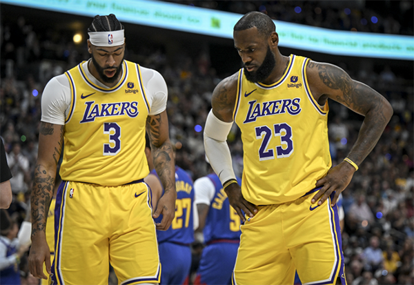 湖人官宣3人缺战太阳！对詹姆斯使用计划曝光 詹眉大战杜布冲首胜