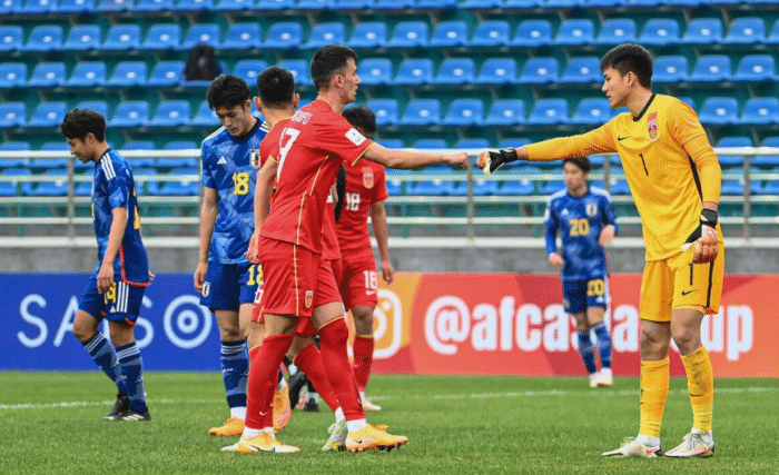 变阵！国青PK韩国首发11人浮现：成都双子星领衔，木塔力甫扛大旗