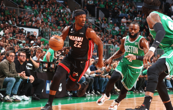 马丁26+10刷爆纪录：超神一战犹如乔科附体 成热火晋级最大功臣