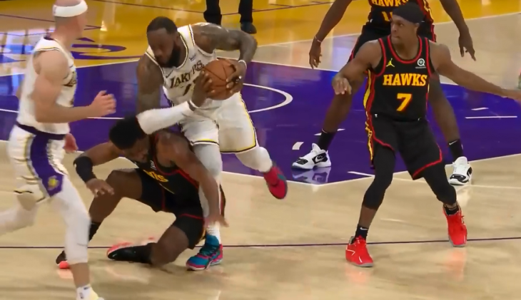 所罗门希尔：并非故意让其他球员出局 为詹姆斯祈祷